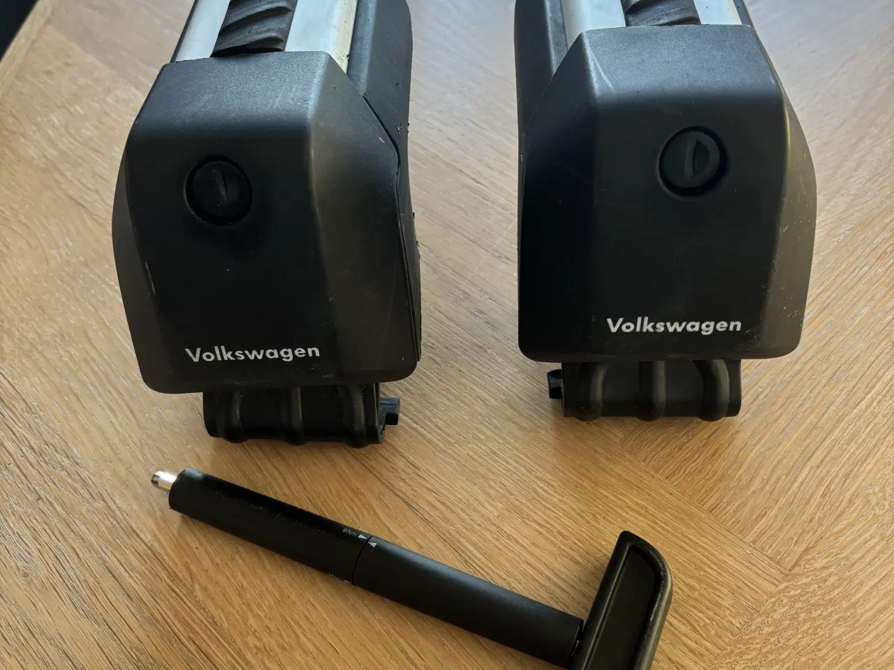 Billede 2 - Tagbøjler Touran 2016 ->