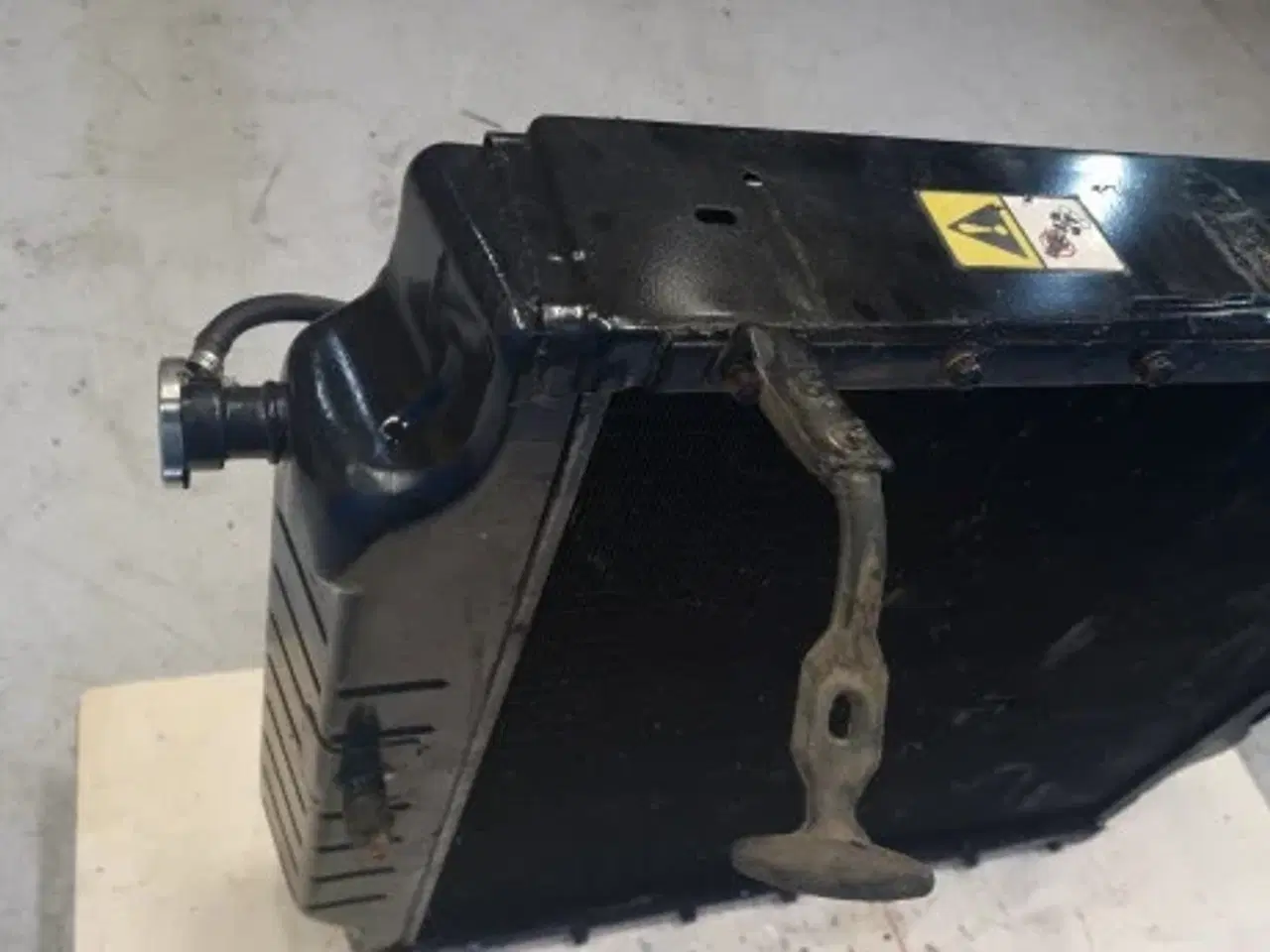 Billede 16 - New Holland / Ford  G190 /8770 Køler 86012173