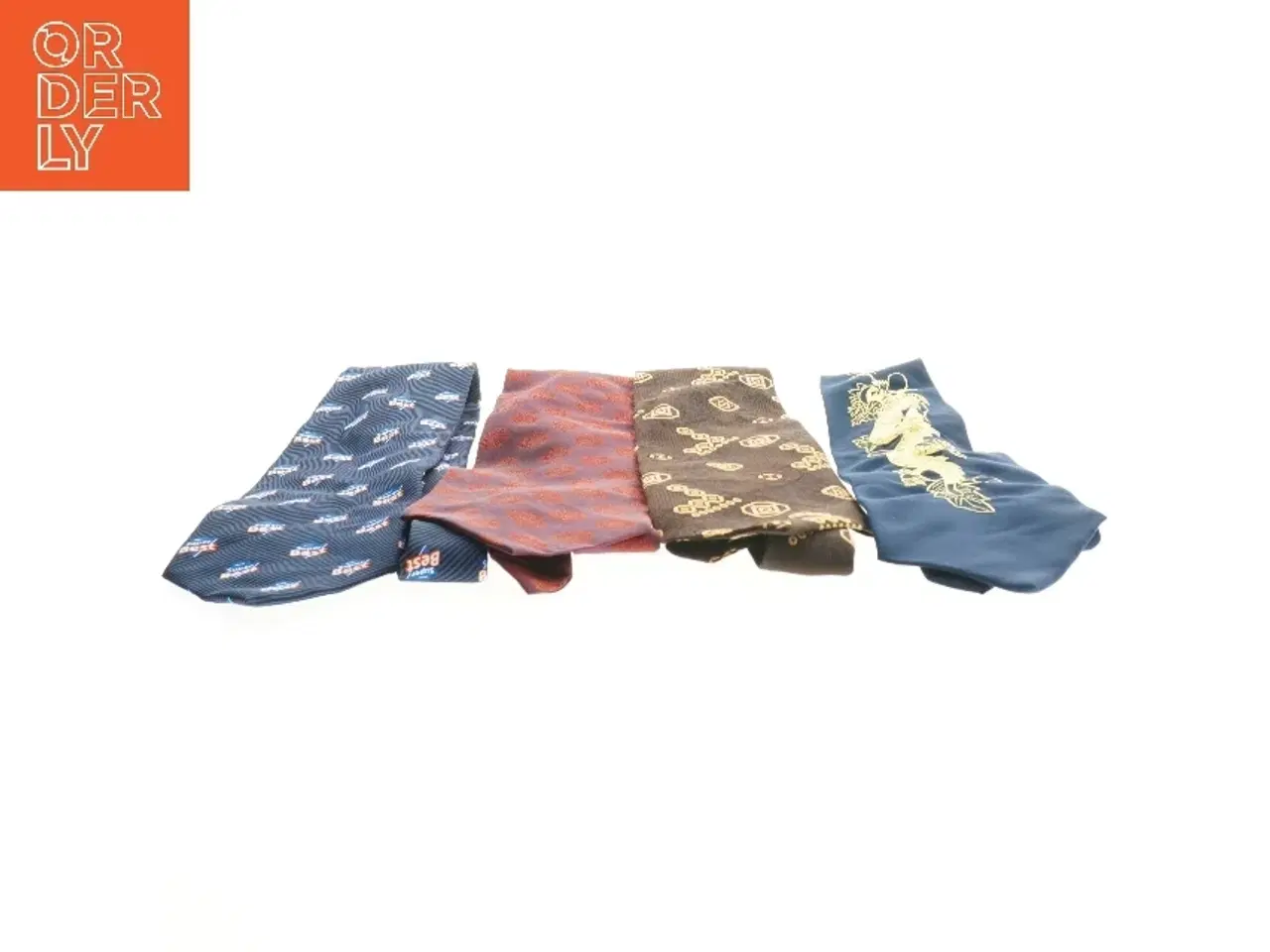 Billede 2 - Samling af fire slips med forskellige mønstre (str. 120 cm)