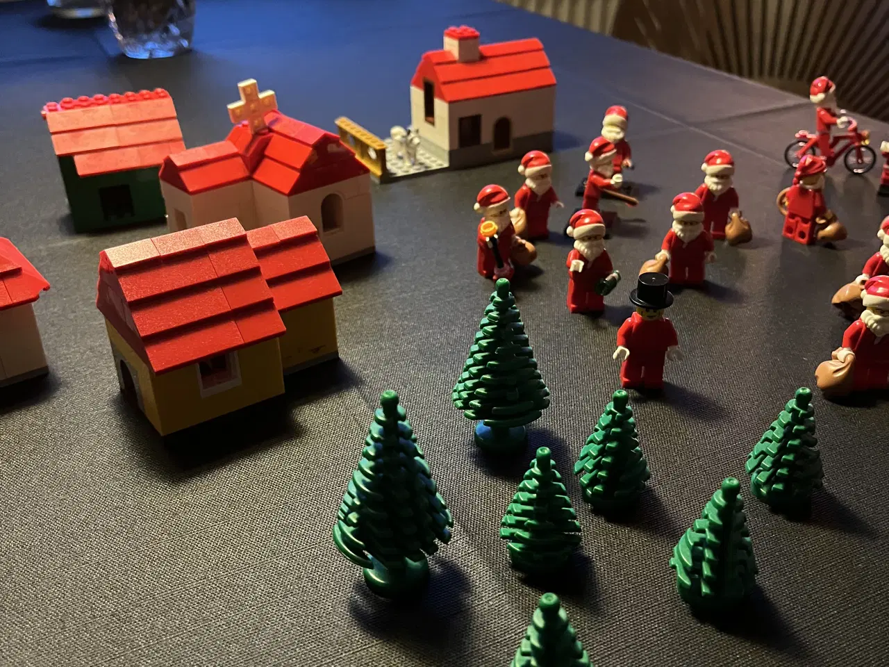 Billede 1 - LEGO juleby