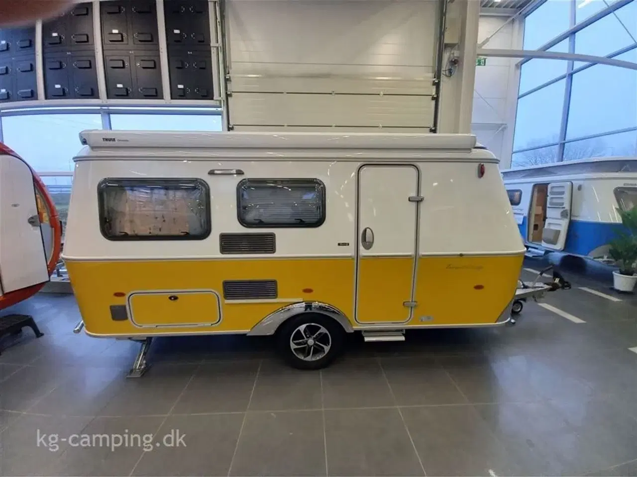 Billede 2 - 2024 - Eriba Touring 530 Urban   Populær vogn i ny smart farve Nugget Gold. Spækket med ekstraudstyr!