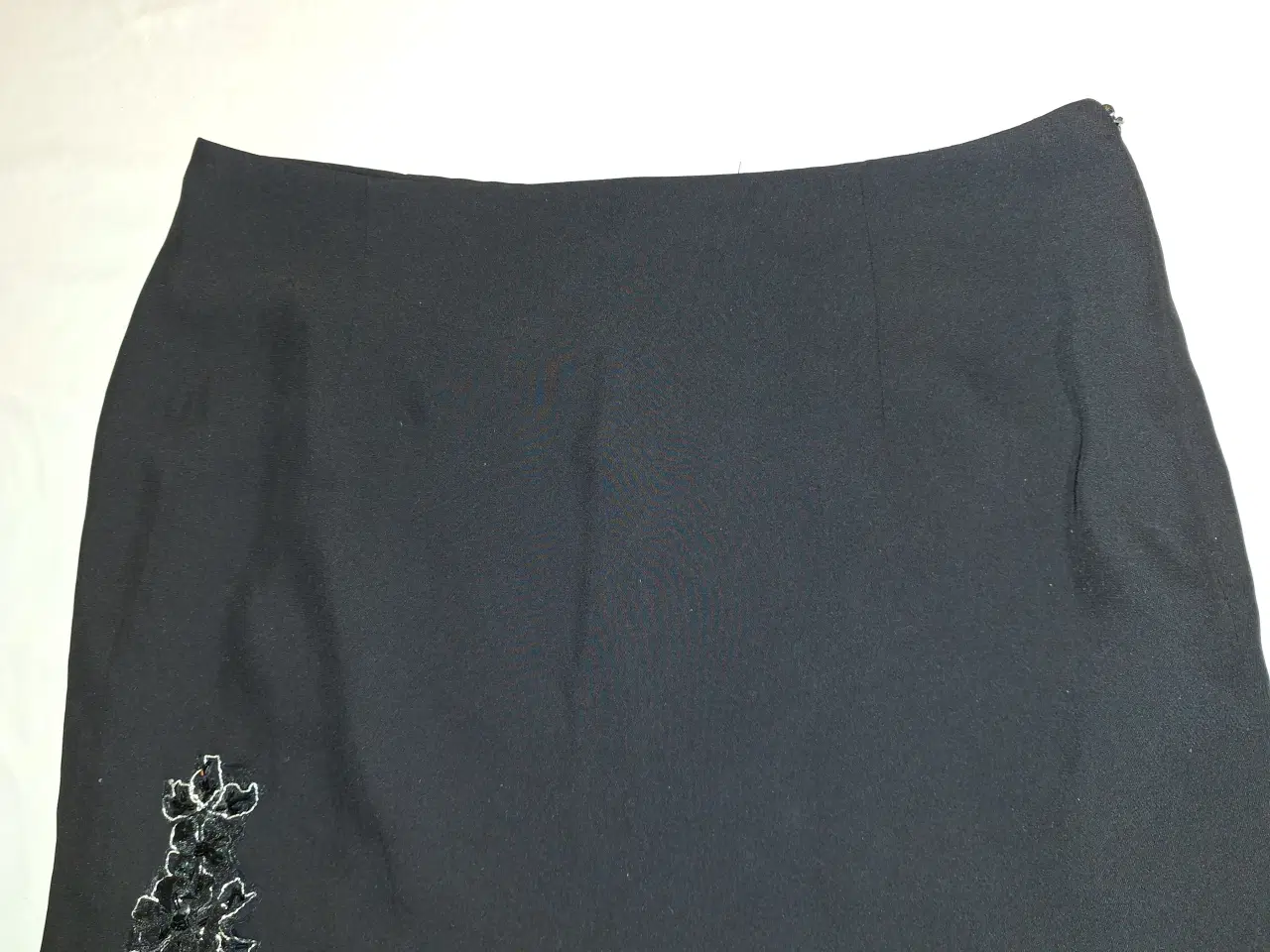 Billede 4 - Nederdel 	