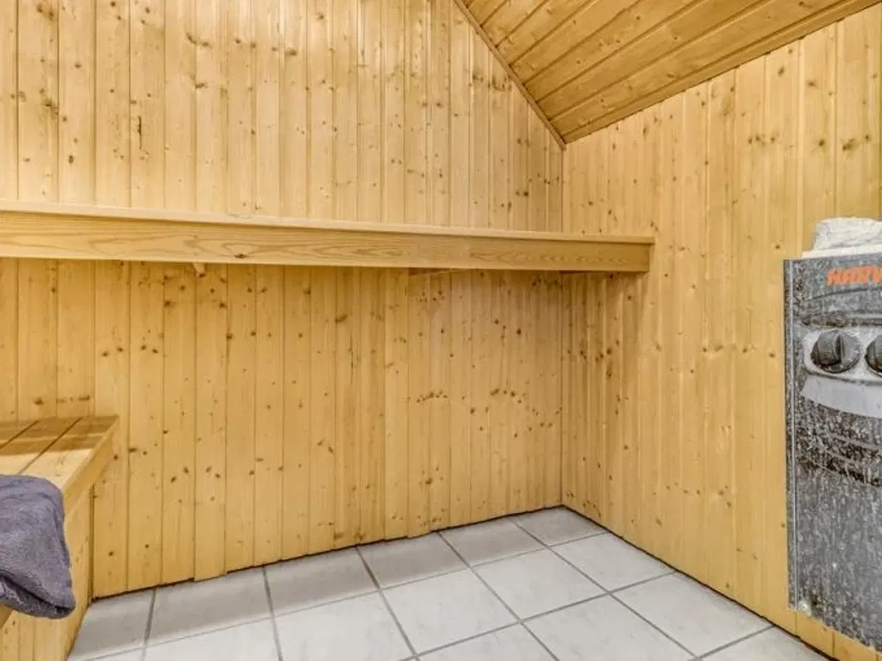 Billede 3 - 16 personers pool/aktivitetshus