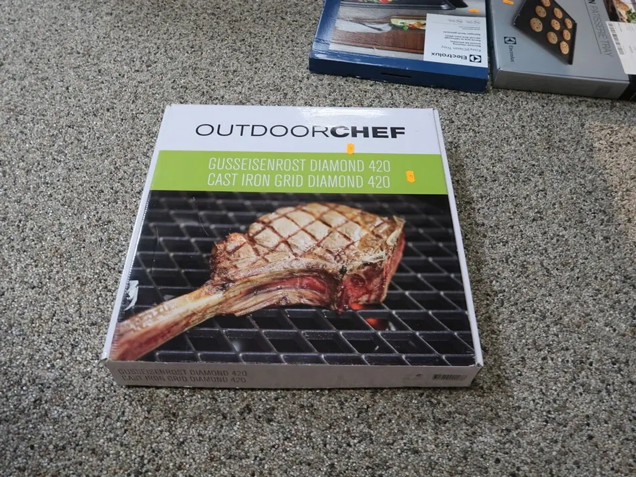 Billede 1 - Støbejernsrist OUTDOORCHEF Diamond 420