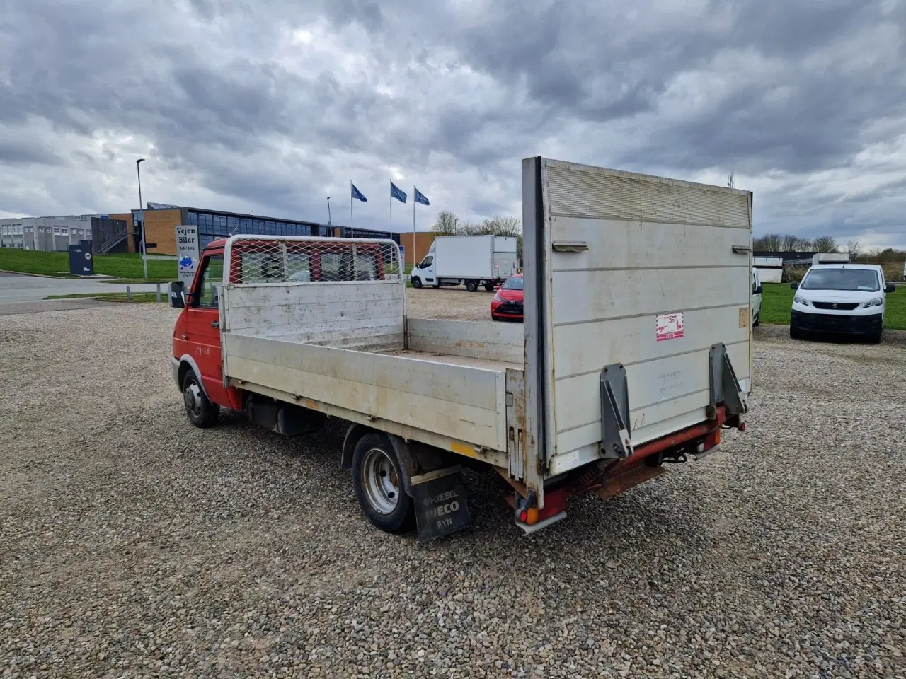 Billede 1 - Iveco Daily 30-8  D Kassevogn