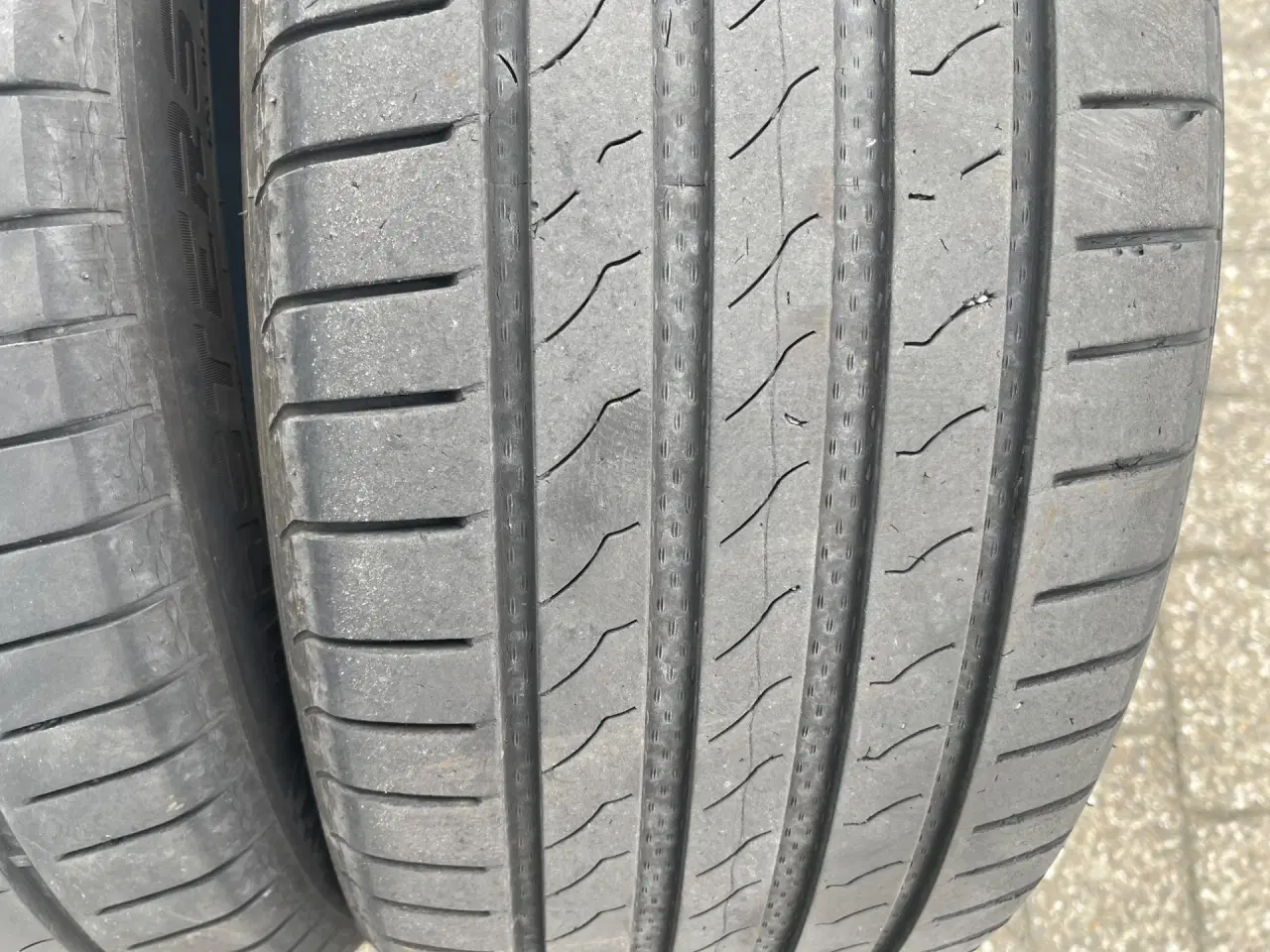 Billede 8 - sælges 4 stk sommer dæk  str 215/50zr17. 