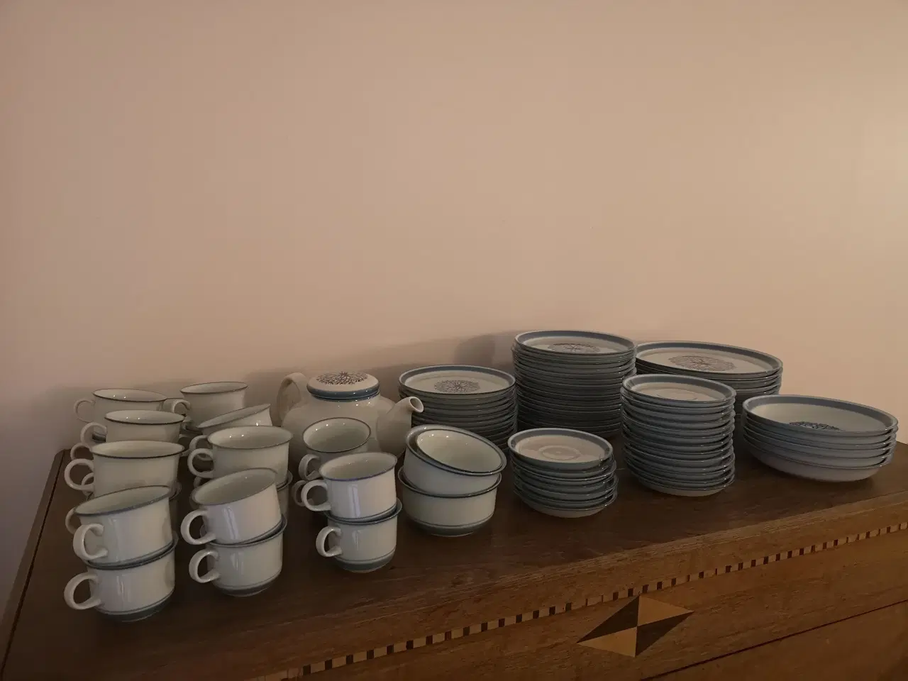 Billede 3 - Desiree Mistelten - Kopper og tallerkener 