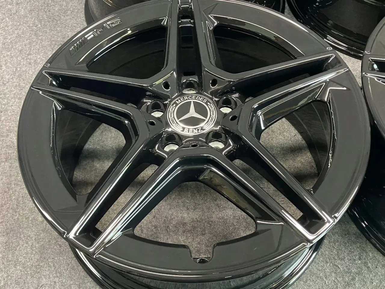 Billede 4 - ALUFÆLGE MERCEDES A CLA 177 W177 A177 18"