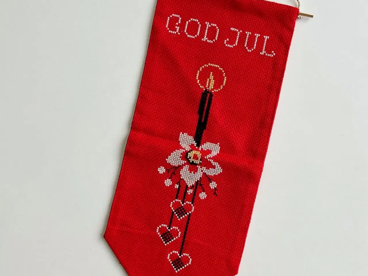 Billede 1 - Broderet klokkestreng, rød