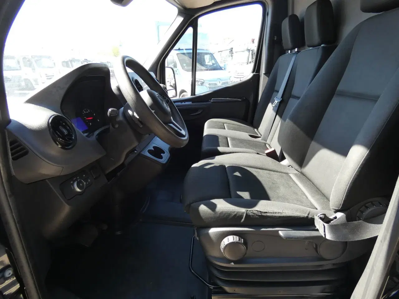 Billede 9 - Mercedes-Benz Sprinter 317 2,0 CDI A2 H2 RWD 9G-Tronic 170HK Van Aut.