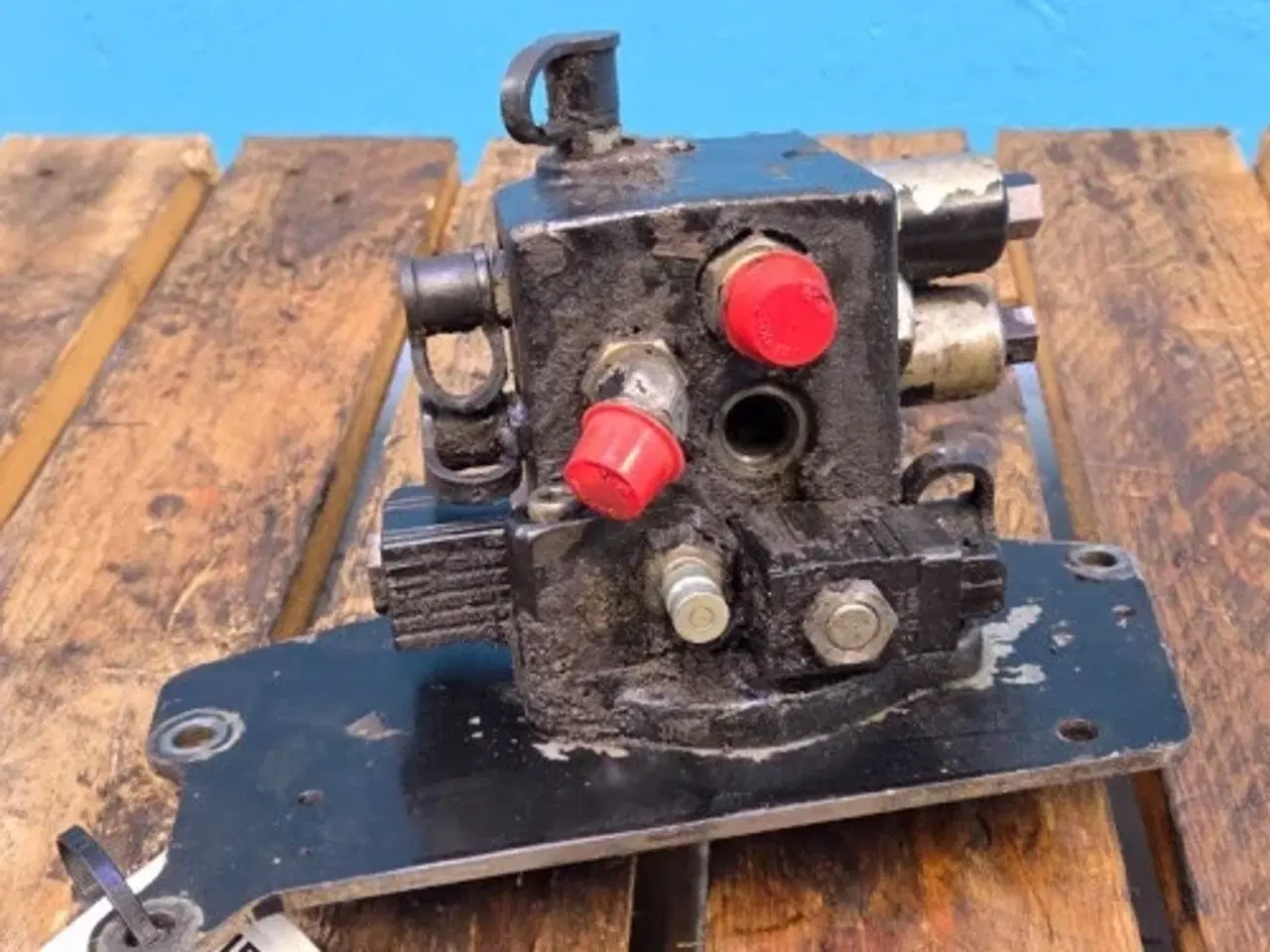 Billede 6 - Massey Ferguson 6290 Trykventil 3795675M13