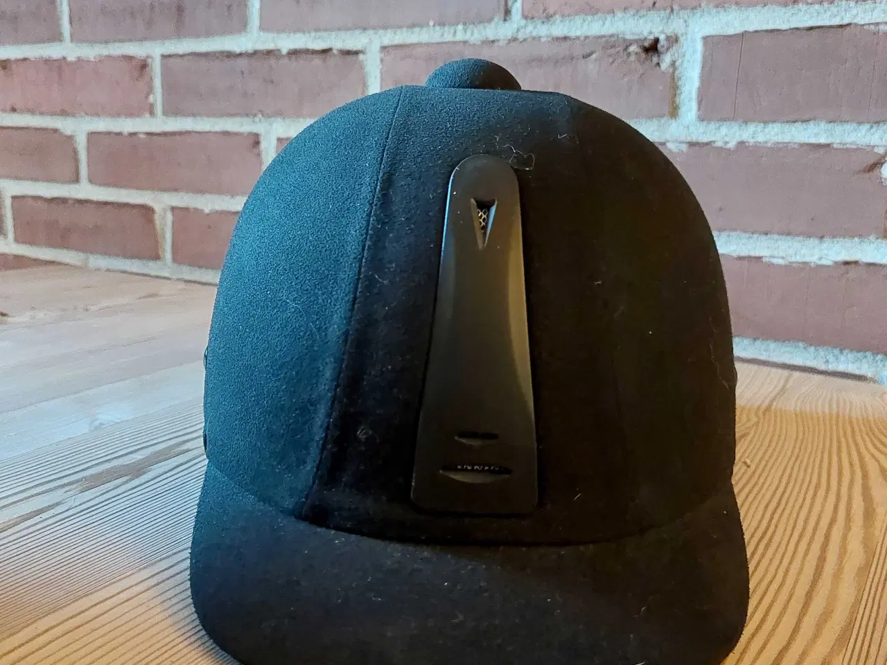 Billede 2 - Ridehjelm, sort Montar str. 54