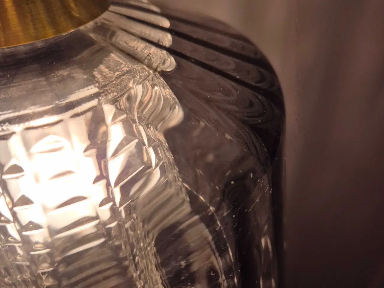 Billede 10 - Smuk svensk retrolampe i røgfarvet glas 