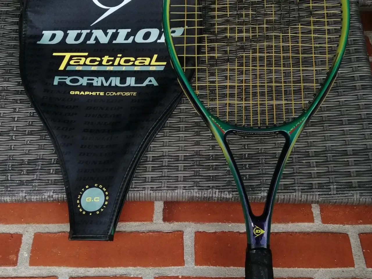 Billede 1 - DUNLOP TACTICAL FORMULA SERIES, I FLOT STAND