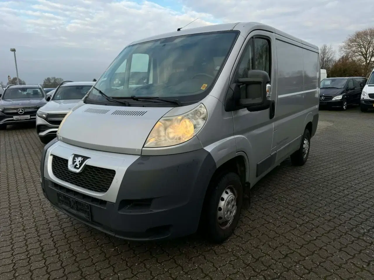Billede 1 - Peugeot Boxer 335 2,2 HDi 130 Kassevogn L2H2