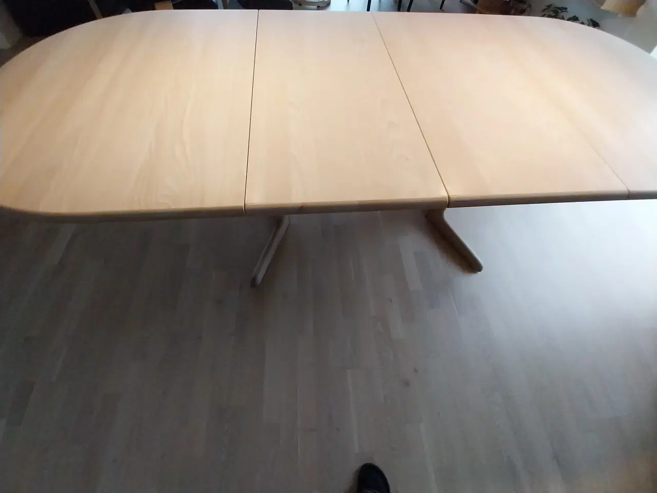 Billede 1 - Bord med 2 extra plader a. 45 cm