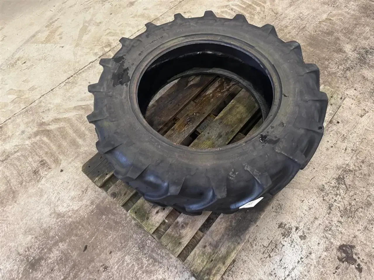 Billede 4 - Michelin 11.2R24