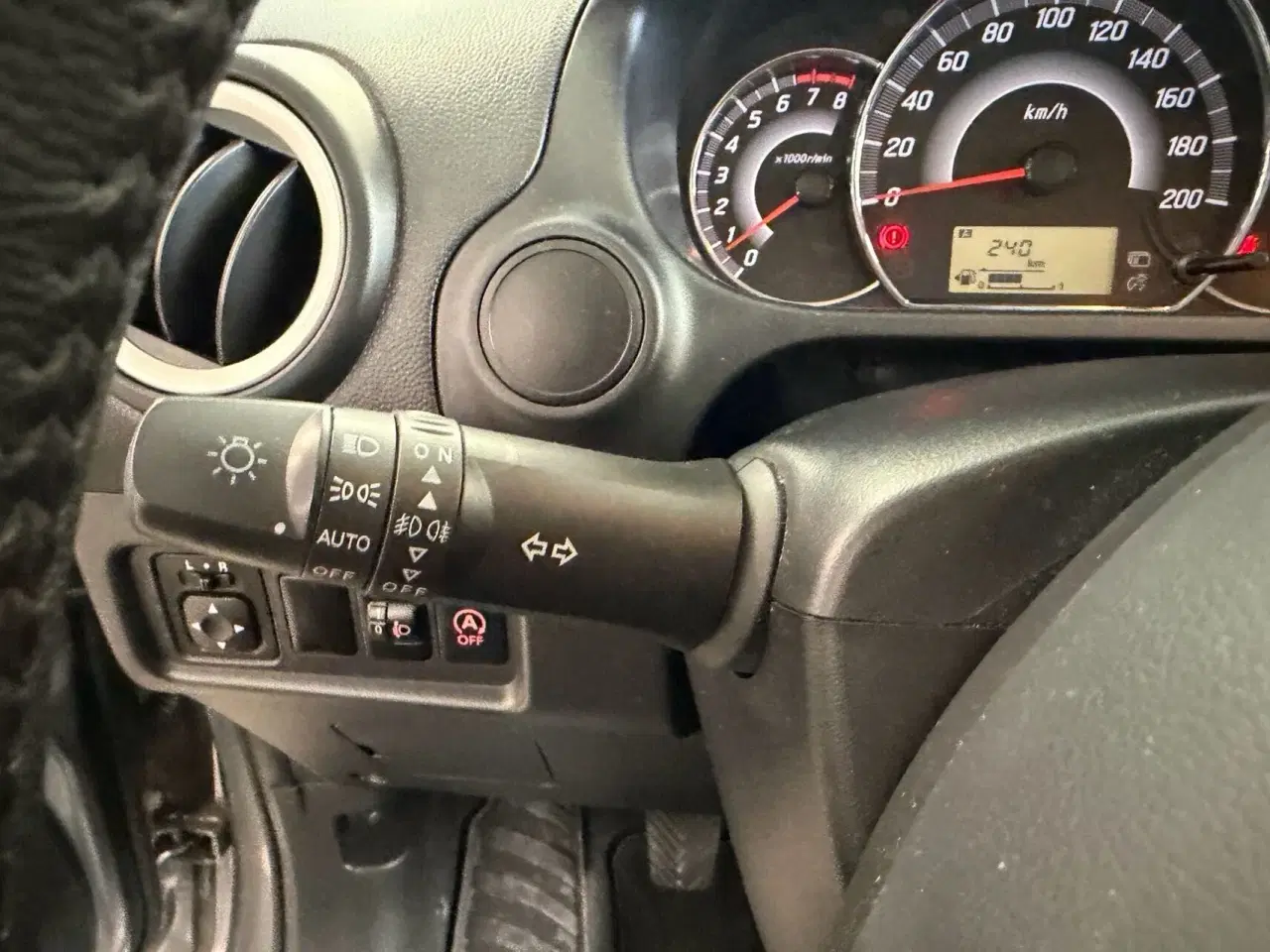 Billede 10 - Mitsubishi Space Star 1,2 Inlead 80HK 5d