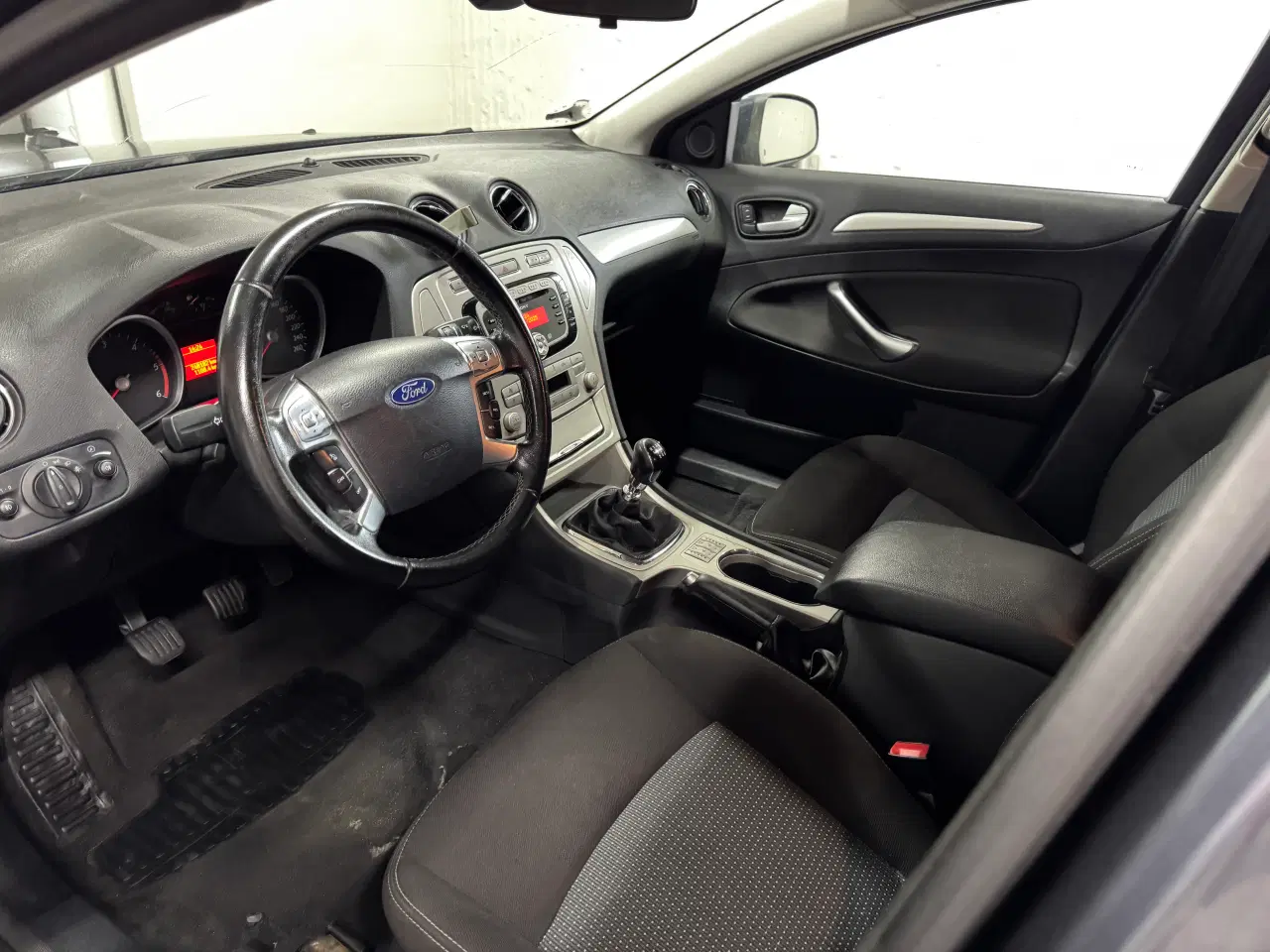 Billede 5 - Velholdt Ford Mondeo