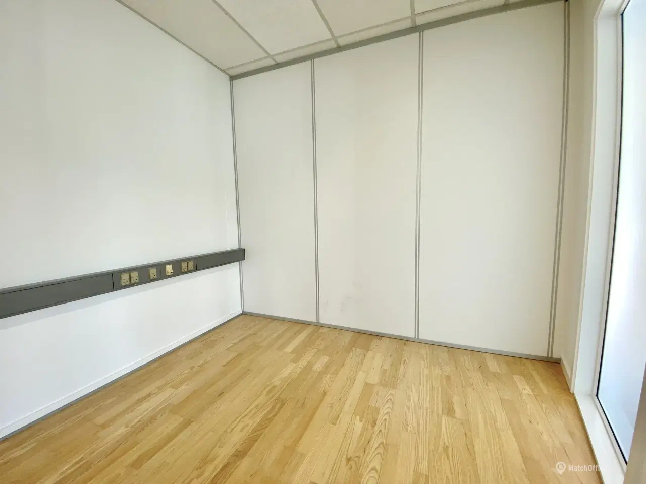 Billede 10 - Lav leje pr. md. det første halve år - 150 m² kontorlokaler i efterspurgt erhvervsområde i Odense S