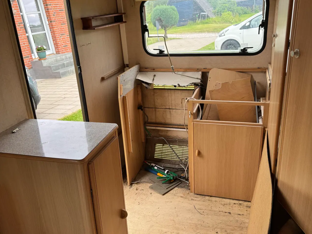 Billede 5 - Campingvogn, renoveringsprojekt