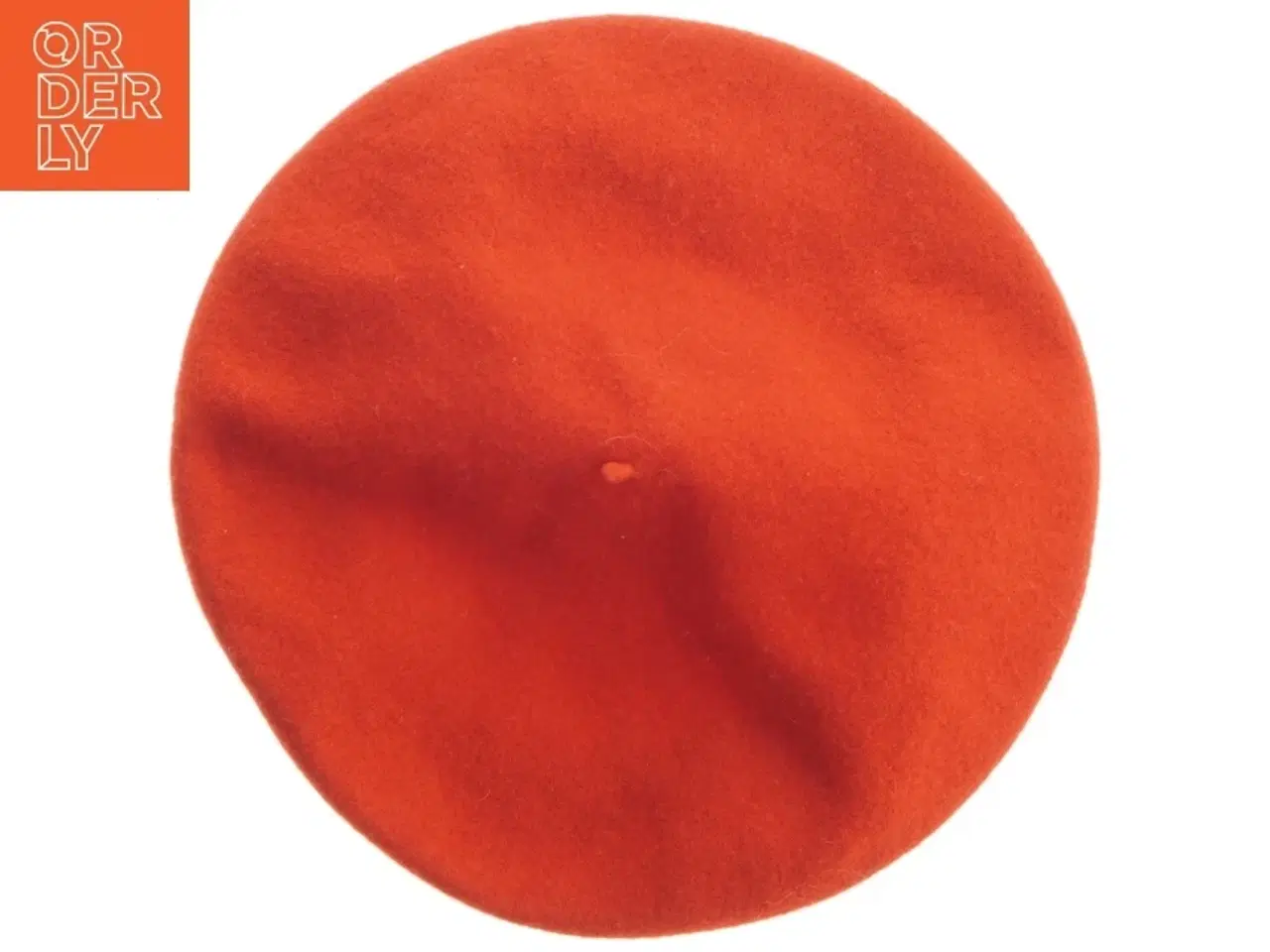 Billede 1 - Rød baret hat (str. Ø 20 cm)