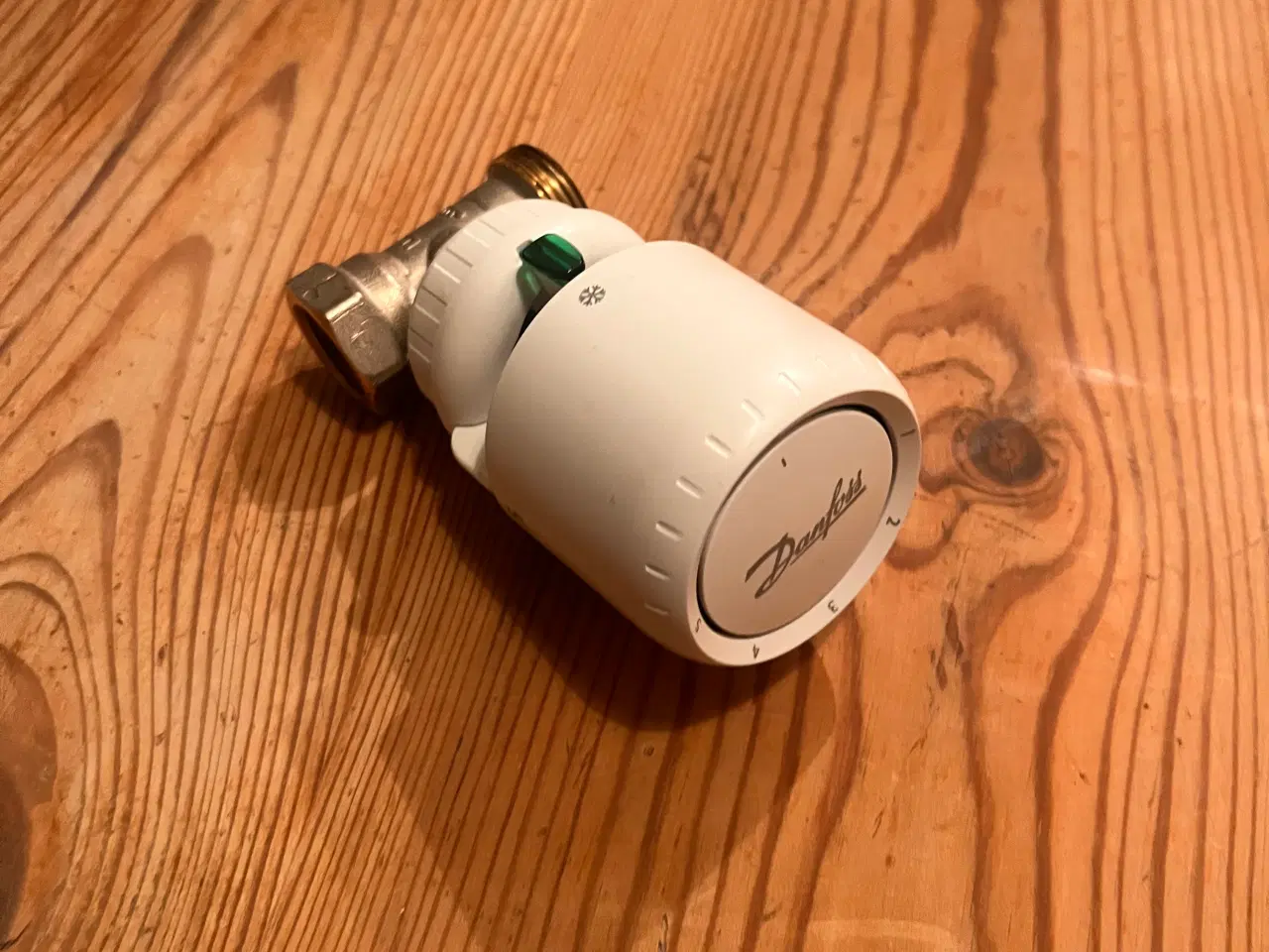 Billede 1 - Danfoss termostat med snapkobling.
