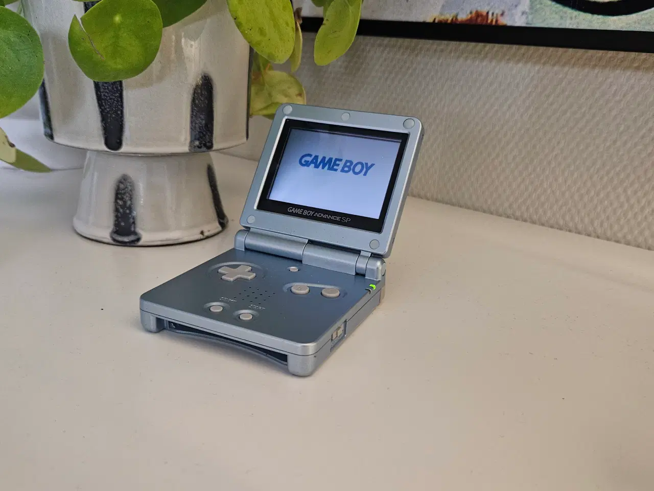 Billede 1 - Nintendo Gameboy Advance SP sælges