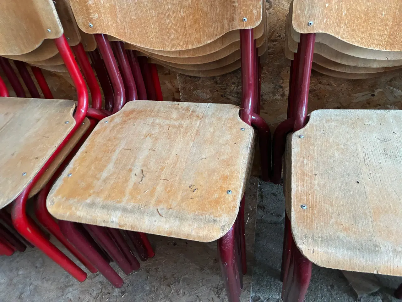 Billede 2 - Bortgives 25 stole