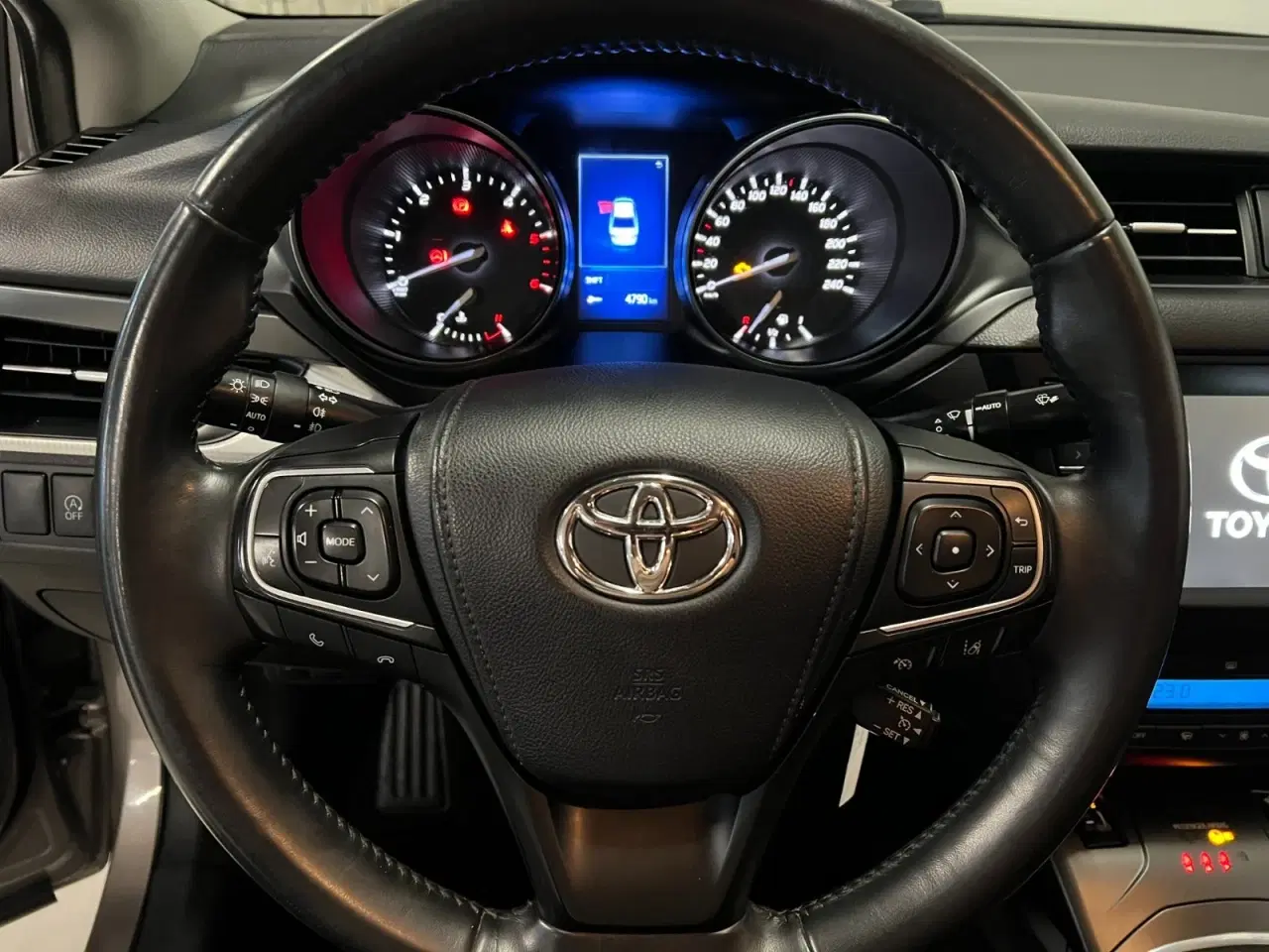 Billede 11 - Toyota Avensis 2,0 D-4D T2
