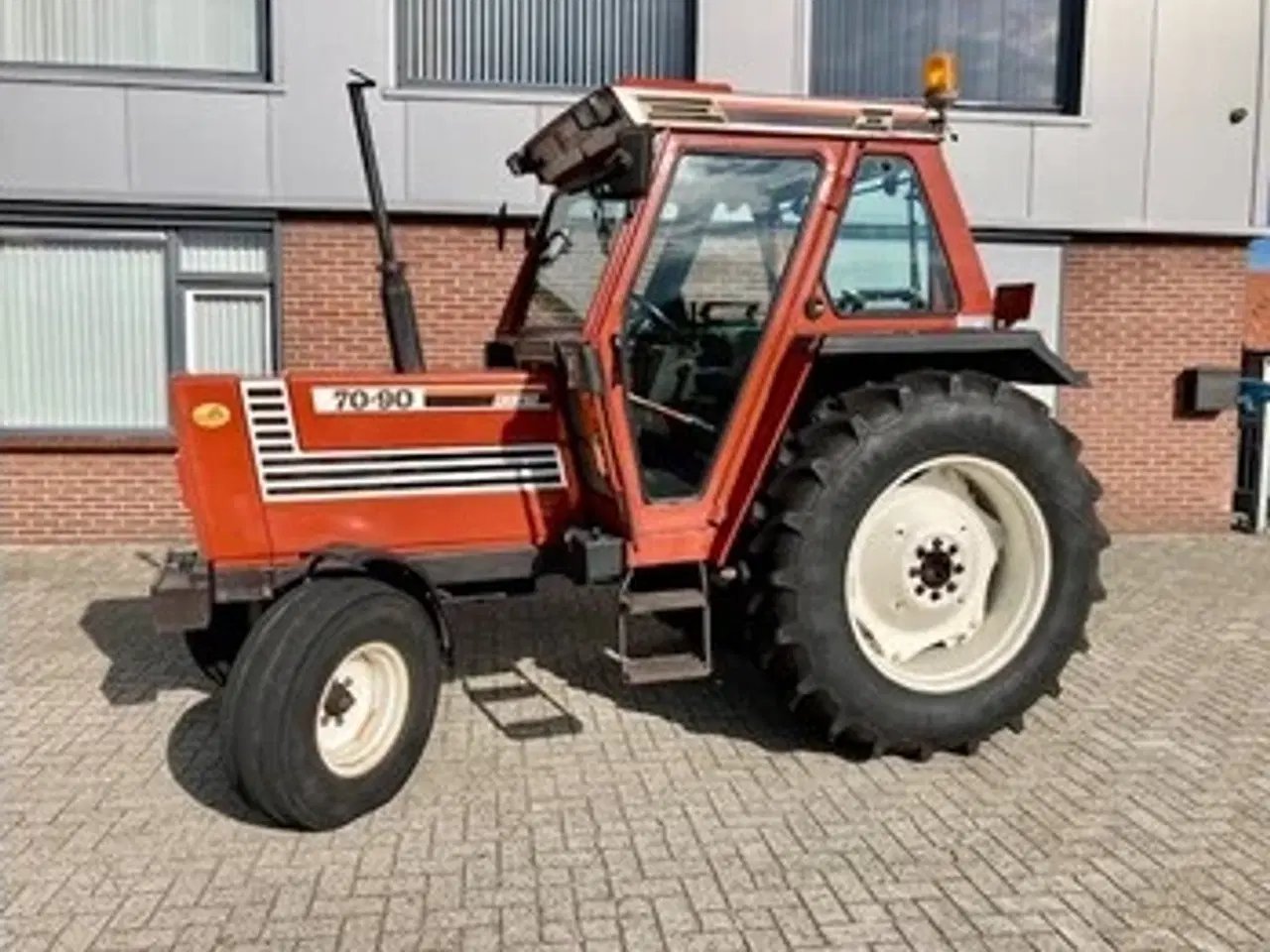 Billede 1 - Fiat traktor 60-90 70-90  købes