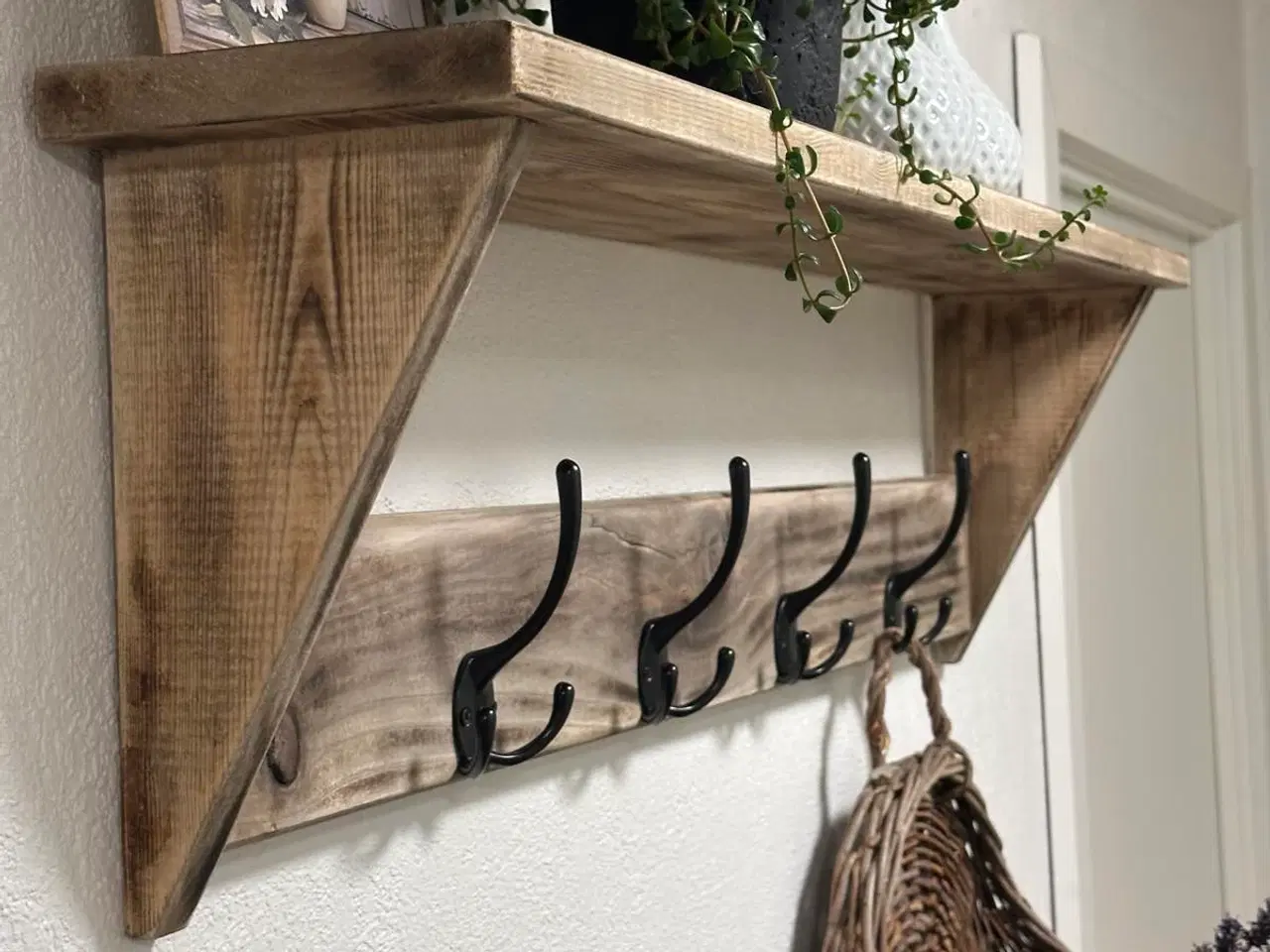 Billede 1 - Mersi knagerække med 4 knager