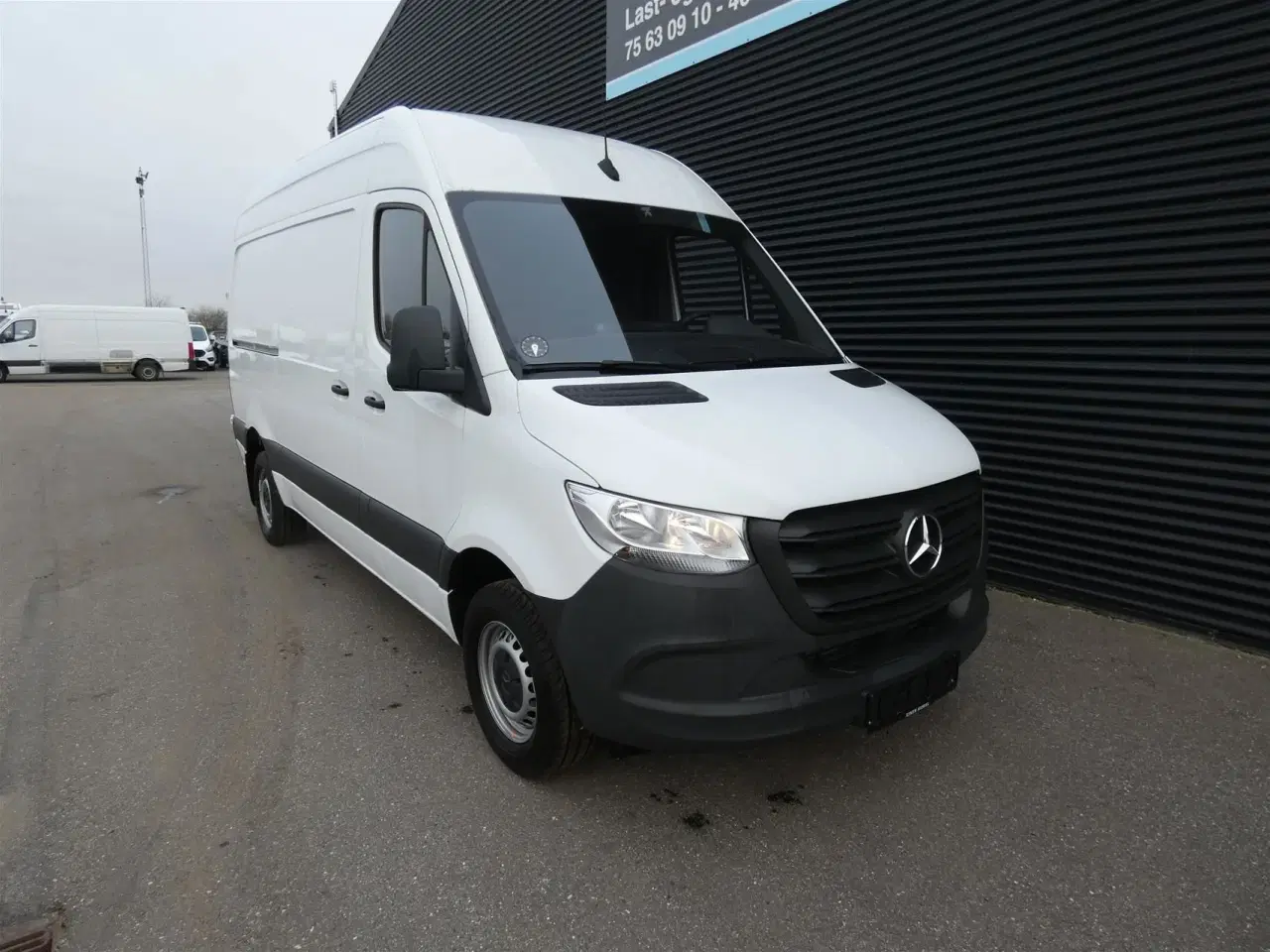 Billede 2 - Mercedes-Benz Sprinter 317 2,0 CDI A2 H2 RWD 9G-Tronic 170HK Van Aut.