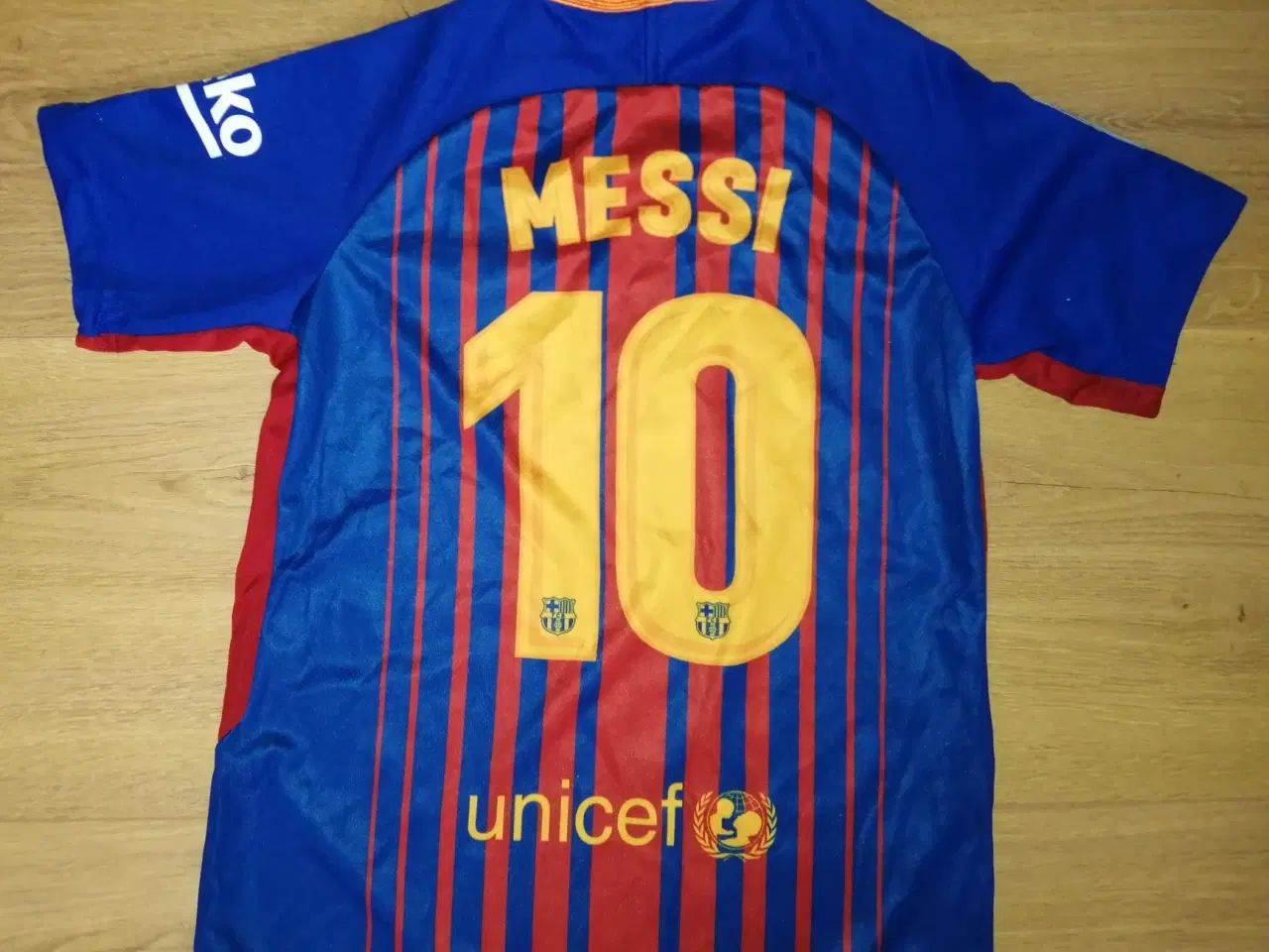 Billede 3 - FC BARCELONA MESSI 2017-18, STR. 140 OG MADKASSE