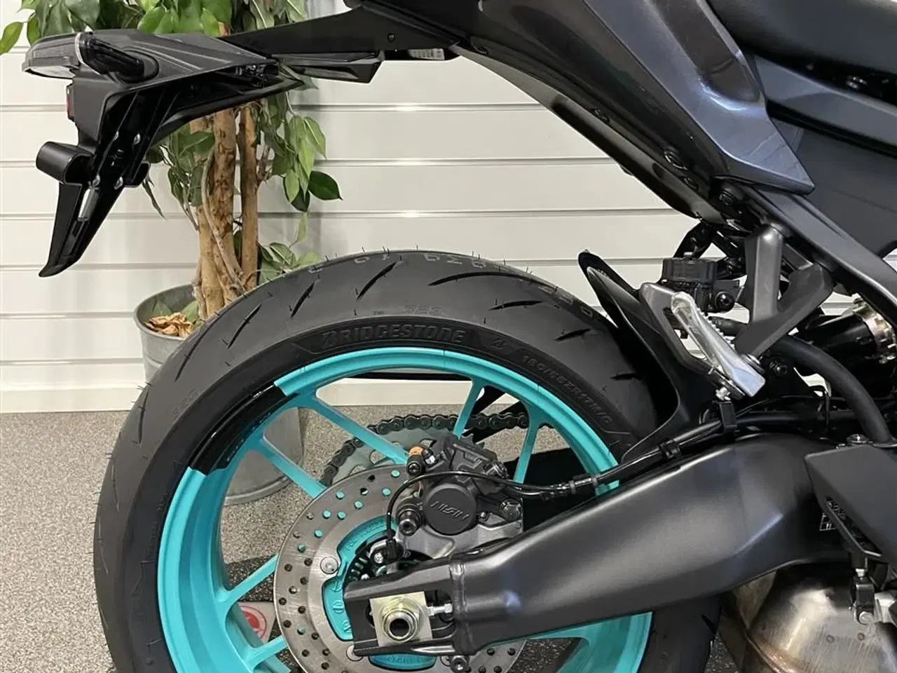 Billede 3 - Yamaha MT-09 Midnight Cyan