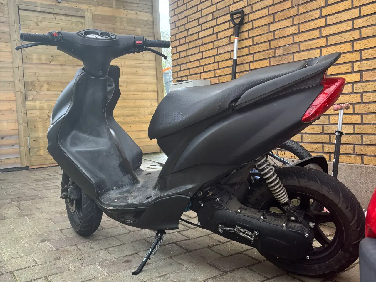 Billede 2 - Yamaha jog r