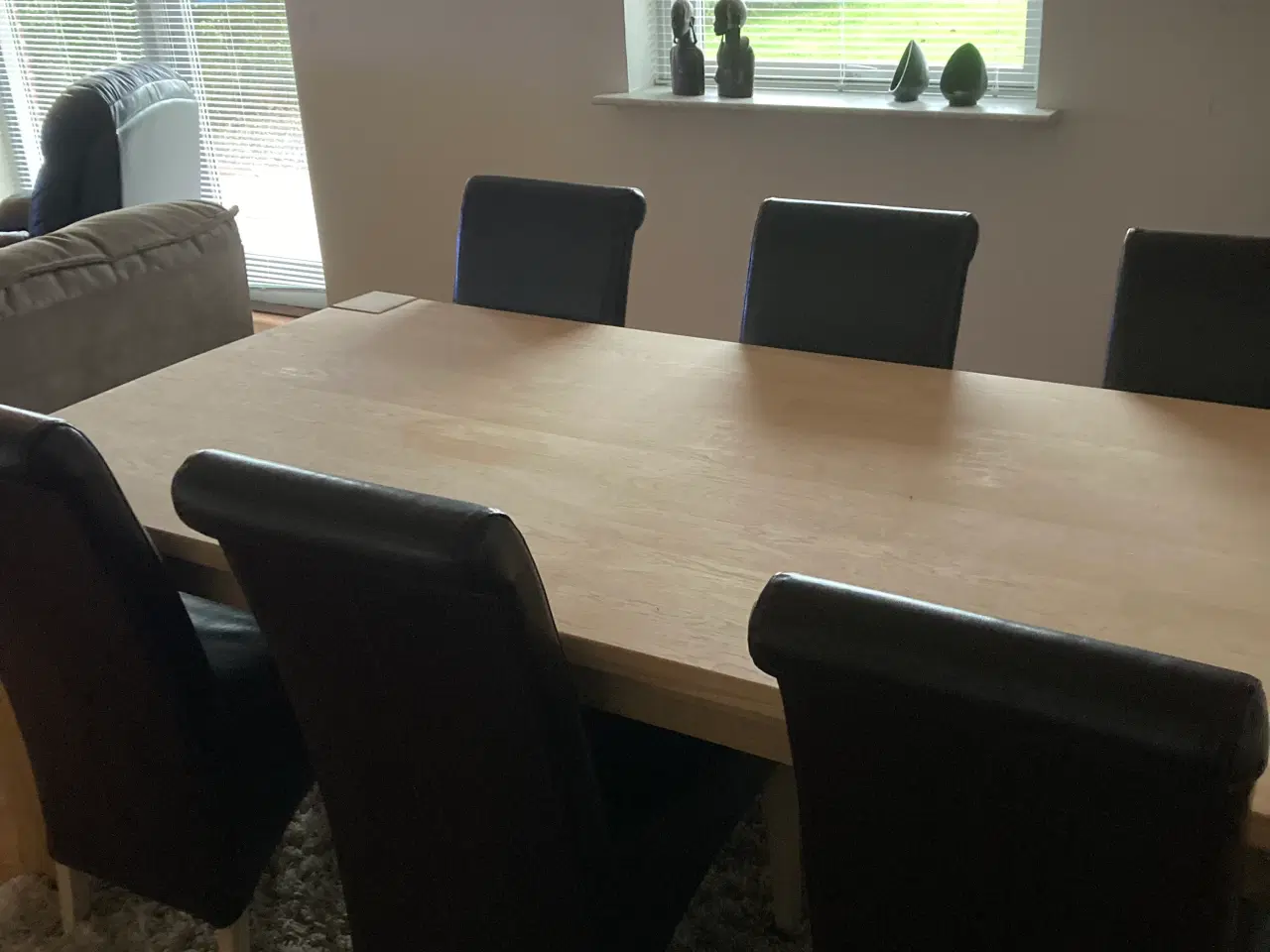 Billede 3 - Spisebord/ langbord med 6 stole sæbebehandlet eg-