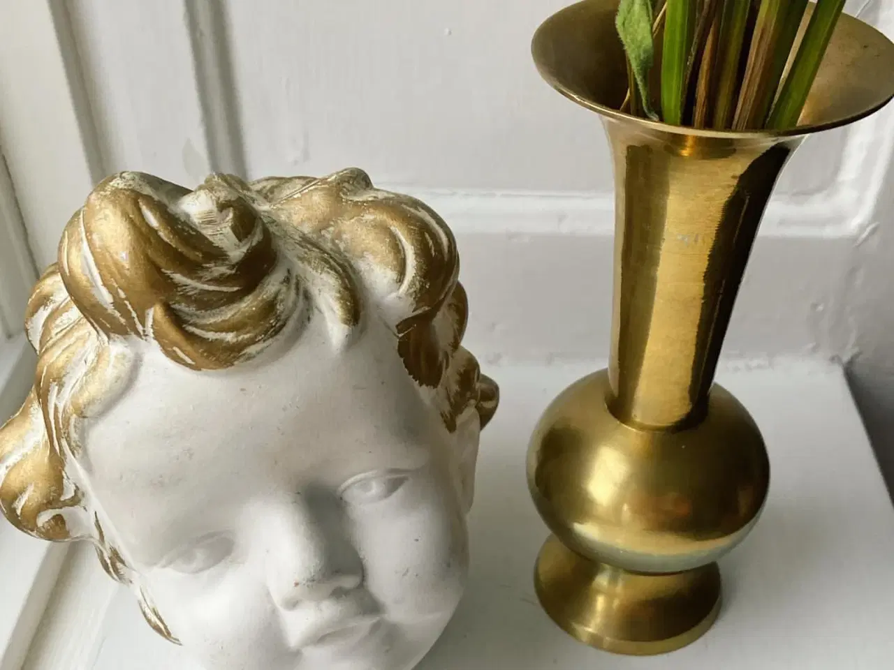 Billede 4 - Lerhoved, hvidt m guldhår