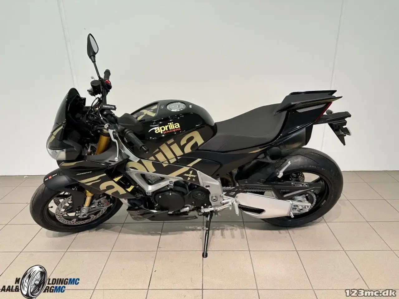 Billede 8 - Aprilia Tuono V4 Factory Aalborg MC