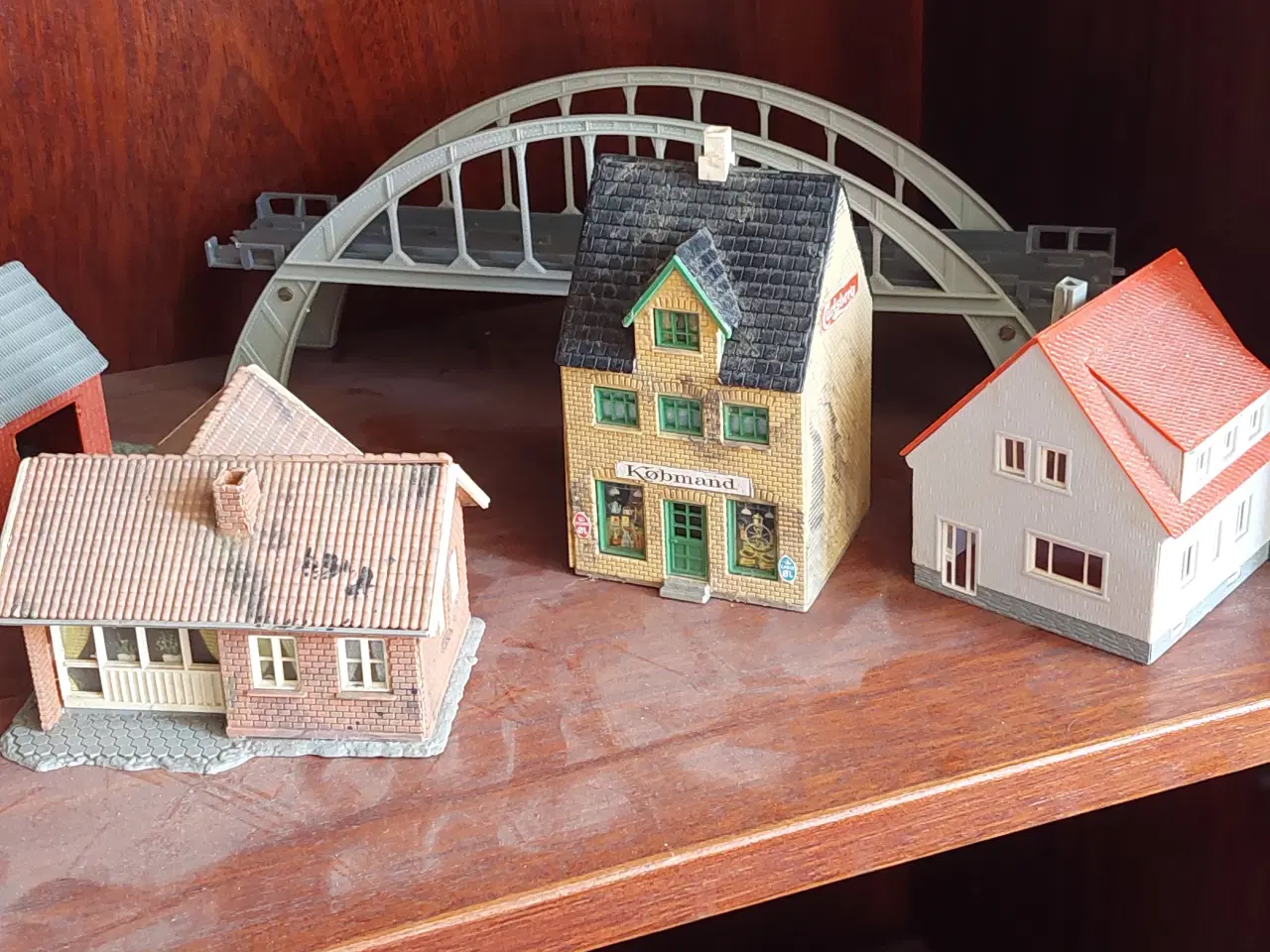 Billede 5 - Flere Modeltog Huse og 1 bro