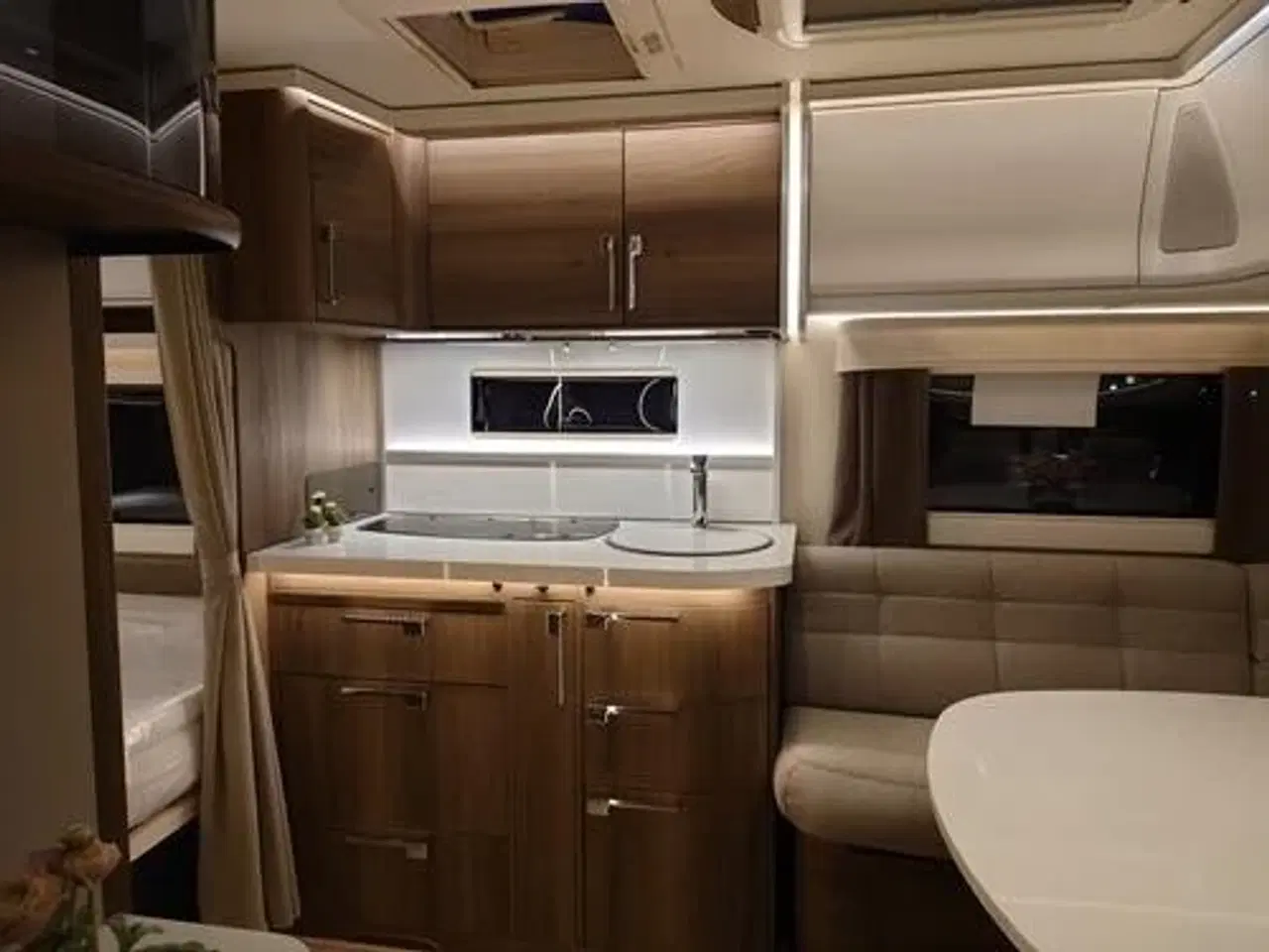 Billede 11 - Kabe Briljant XL KS - TILBUD - Spar 44.170 NU NU 349.995.-