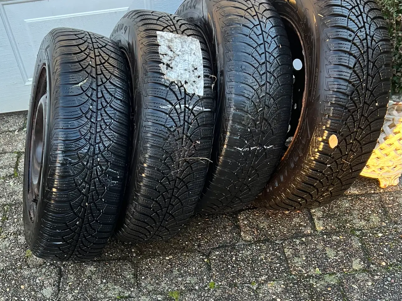 Billede 2 - Vinter hjul Billig vinterløsning m. godkendte dæk