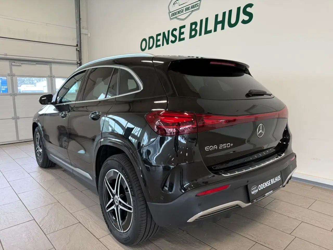 Billede 3 - Mercedes EQA250+  AMG Line