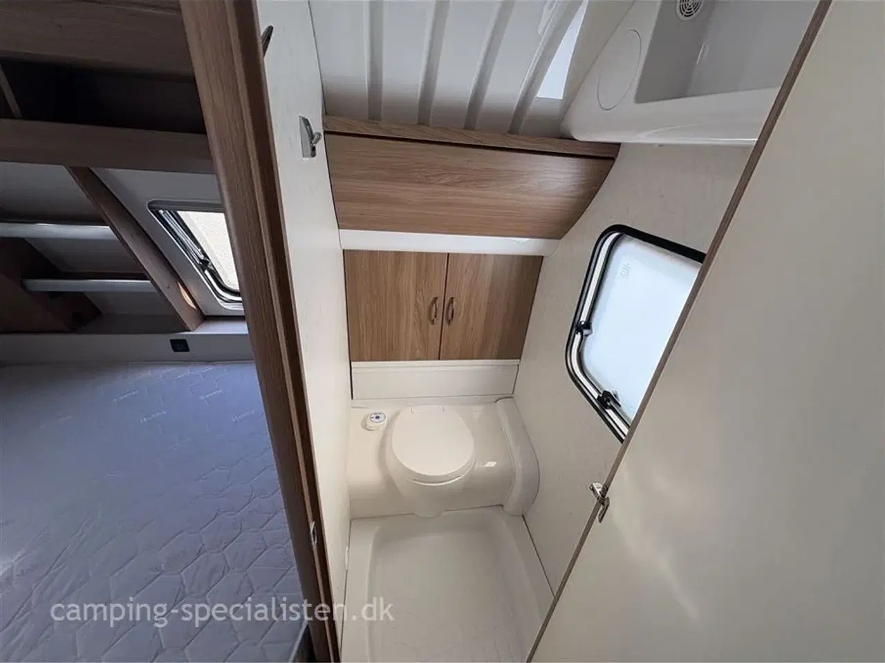Billede 13 - 2019 - Hobby De Luxe 400 SFE   Pæn og velholdt Hobby De Luxe 400 SFe fra 2019 - Kan nu opleves hos Camping-Specialisten i Silkeborg