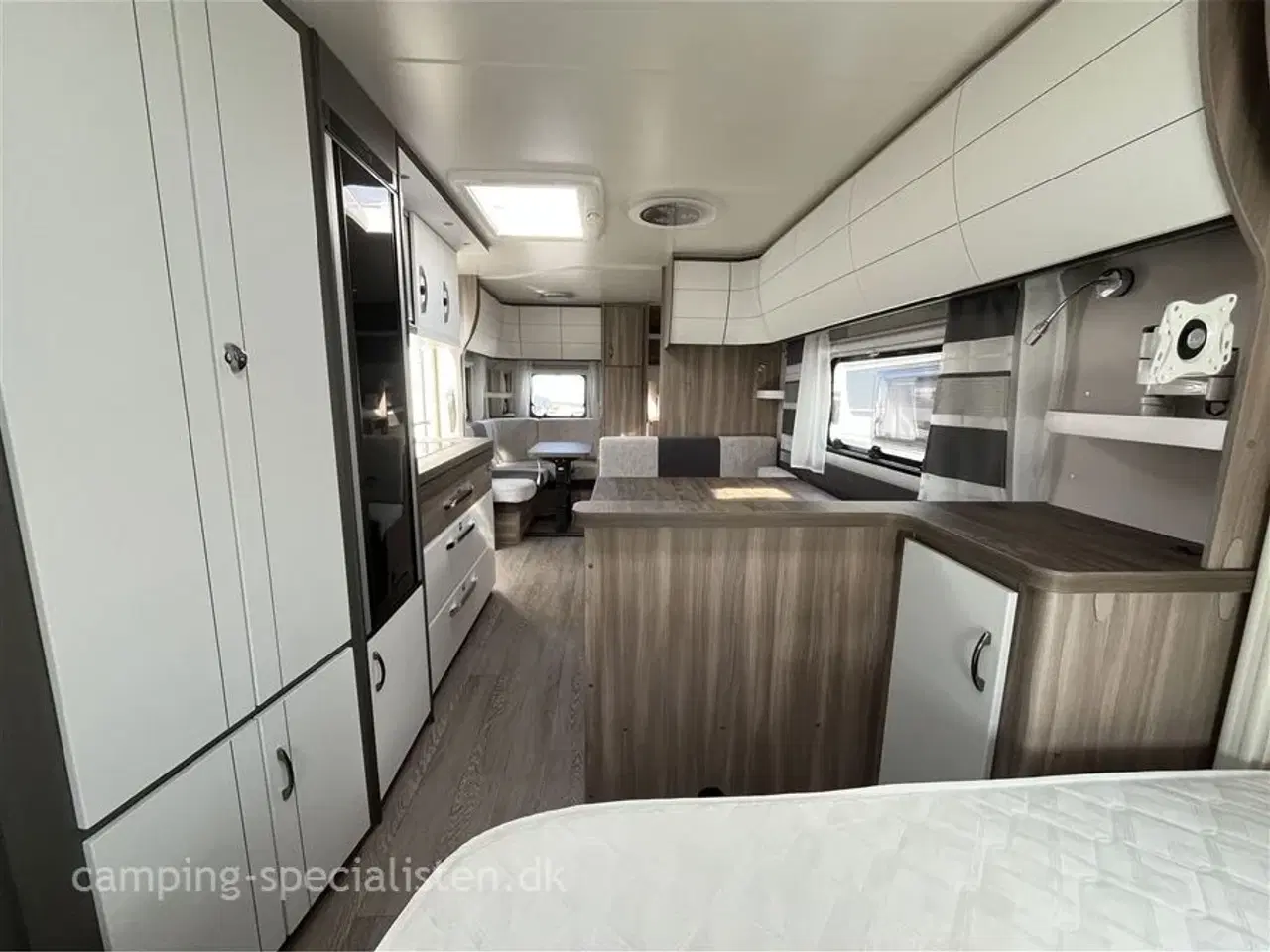 Billede 13 - 2023 - Hobby Excellent Edition 650 KMFe   2023 Hobby Excellent Edition 650 KMFe - se den nu hos Camping-Specialisten i Silkeborg