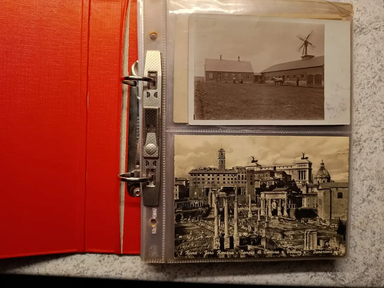 Billede 2 - Album med over 50 gamle postkort