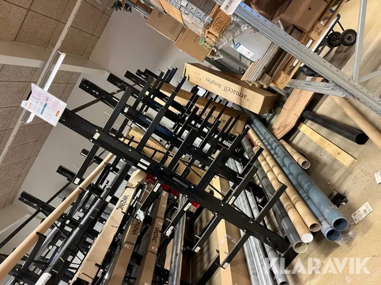 Billede 1 - Grenreol en række