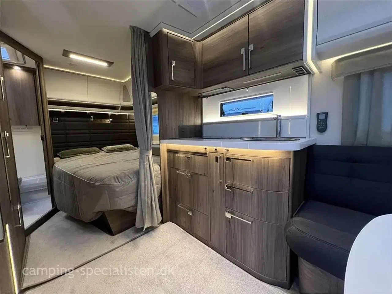 Billede 5 - 2024 - Kabe Briljant 470 XL KS   2024 Kabe 470 Briljant XL KS - Se den nu hos Camping-Specialisten.dk