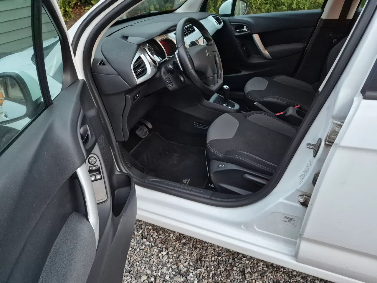 Billede 7 - Citroën C3 med automatgear og billig i drift.