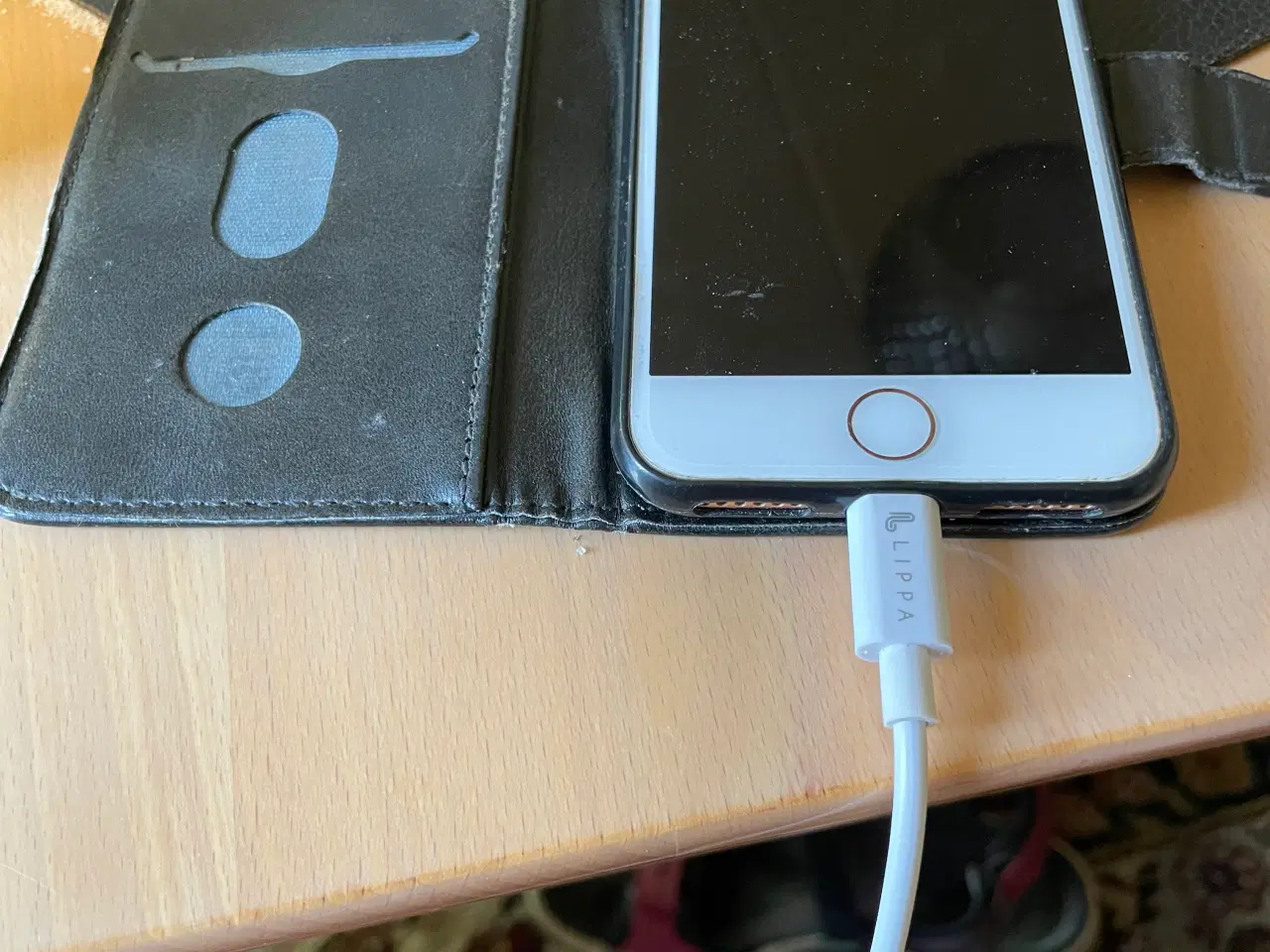 Billede 1 - Velholdt iPhone 8